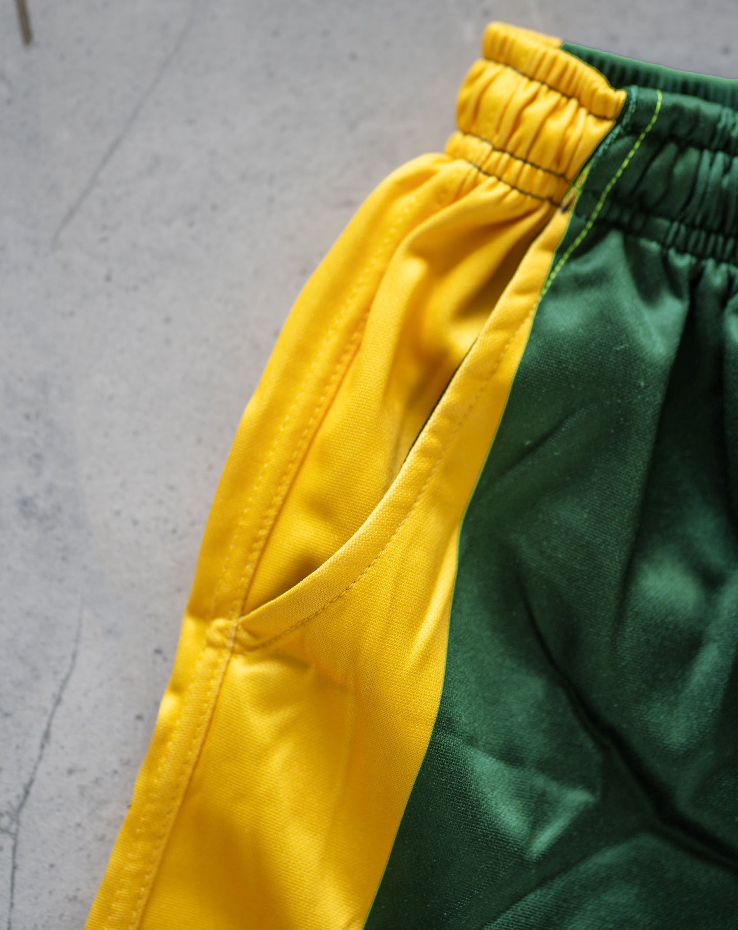 Aussie Footy Shorts - Green & Gold